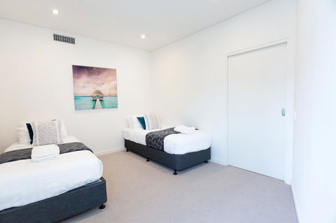 Brand New Executive Apartment - Accommodation Daintree 15