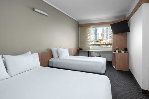 Ibis Sydney Darling Harbour - Accommodation Daintree 4