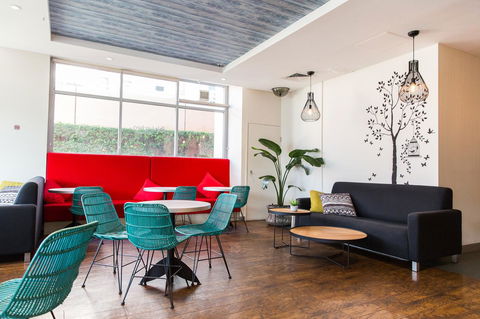 Ibis Sydney Darling Harbour - Accommodation Daintree 10