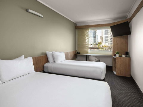 Ibis Sydney Darling Harbour - Accommodation Daintree 42