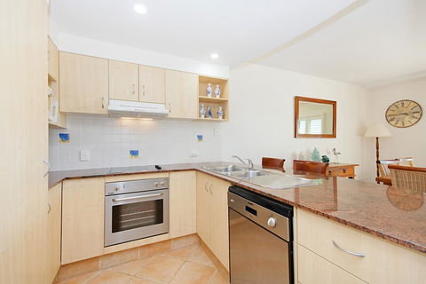 The Cove Yamba - Accommodation Daintree 3