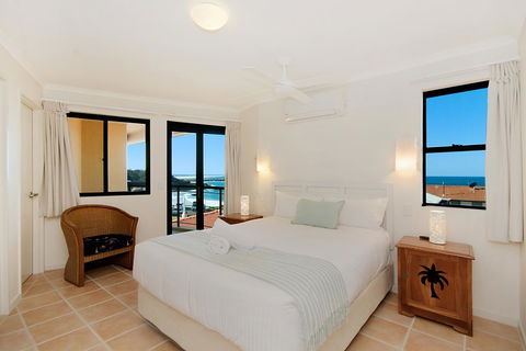 The Cove Yamba - Accommodation Daintree 9