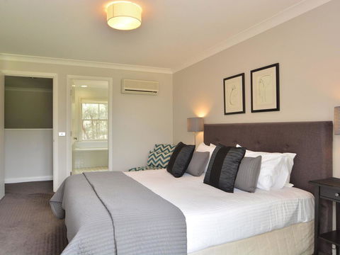 Villa 3br Margarita Villa Located Within Cypress Lakes Resort - Accommodation Daintree 1