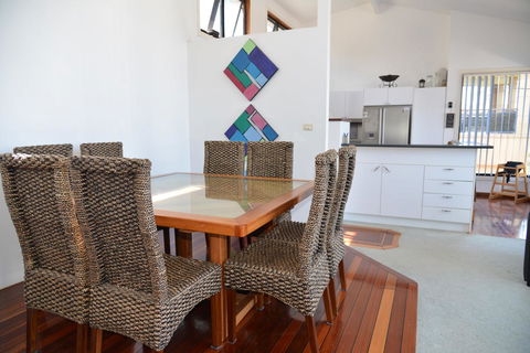 The Boat House - Accommodation Daintree 4