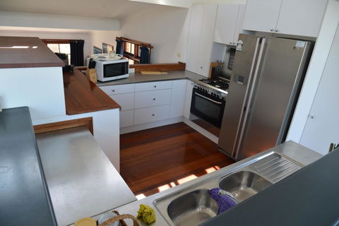 The Boat House - Accommodation Daintree 14