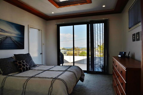 The Boat House - Accommodation Daintree 11