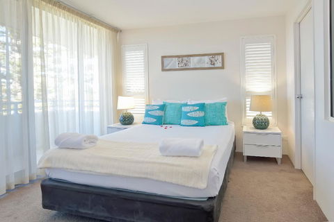 Boathouse Resort (Water Front) - Accommodation Daintree 19