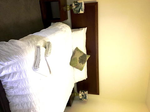 Boathouse Resort (Water Front) - Accommodation Daintree 4
