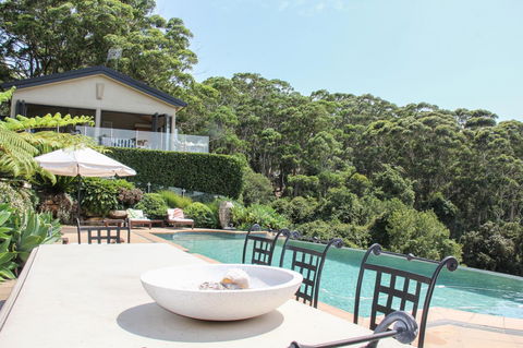 The Outlook Cabana - Accommodation Daintree 13
