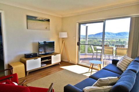 Coastwatch, 26 Comara Terrace - Accommodation Daintree 3