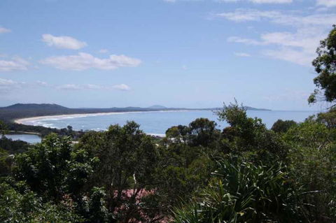 Coastwatch, 26 Comara Terrace - Accommodation Daintree 0