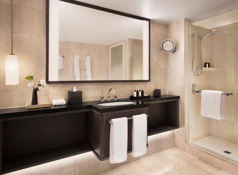 Four Seasons Hotel Sydney - Accommodation Daintree 17