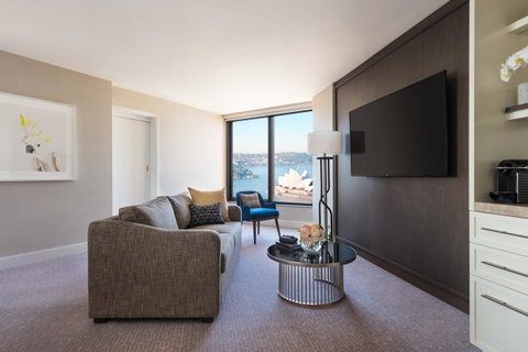 Four Seasons Hotel Sydney - Accommodation Daintree 1