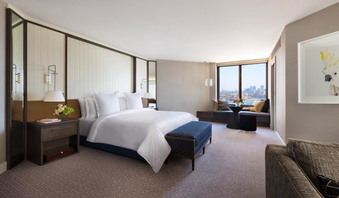 Four Seasons Hotel Sydney - Accommodation Daintree 7