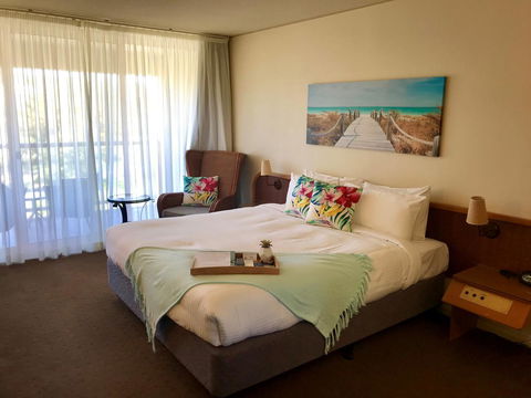 Charlesworth Bay Beach Resort - Accommodation Daintree 2