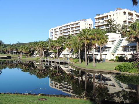 Charlesworth Bay Beach Resort - Accommodation Daintree 0