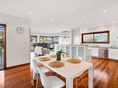 The Beach House Terrigal - Accommodation Daintree 4