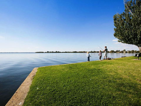 Mulwala Resort - Accommodation Daintree 39