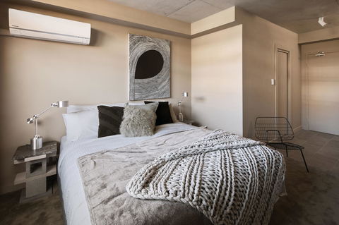 The Collectionist Newtown - Accommodation Daintree 13