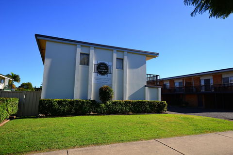 City Centre Apartments - Accommodation Daintree 8
