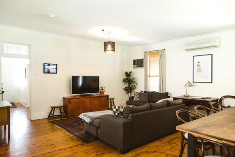 Morpeth Cottage - Accommodation Daintree 2