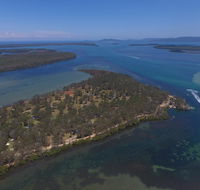 Lani's Holiday Island - Accommodation Daintree