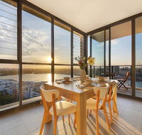 Stunning Sunset Water View 2BEDs on High Rises - Accommodation Daintree