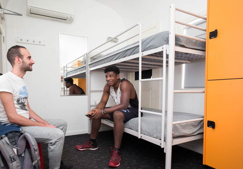 Railway Square YHA - Accommodation Daintree 33