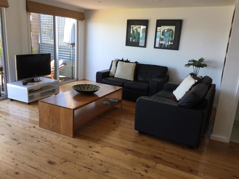 Swan Bay Hideaway - Accommodation Daintree 16