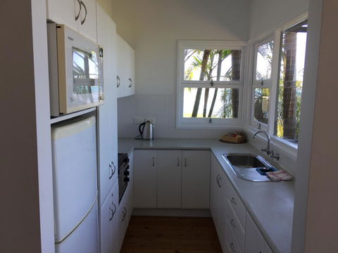 Swan Bay Hideaway - Accommodation Daintree 4