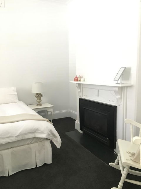 99 Hill Street Apartments - Accommodation Daintree 3