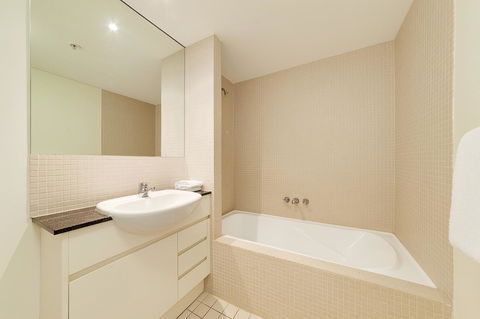 Wyndel Apartments - Apex North Sydney - Accommodation Daintree 9
