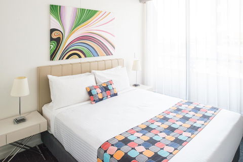 Seasons Harbour Plaza - Accommodation Daintree 0