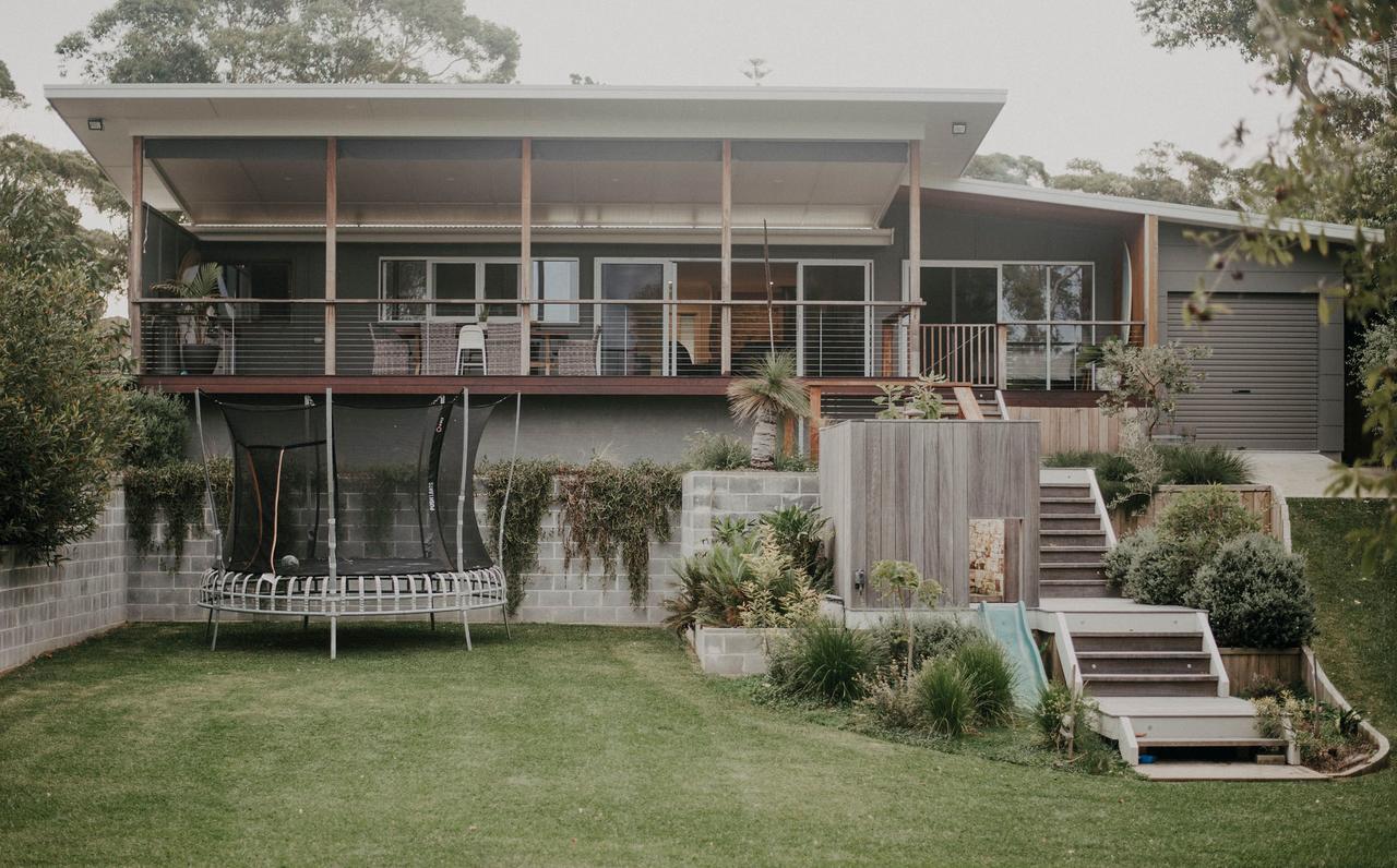 Villa Casuarina NSW Accommodation Daintree