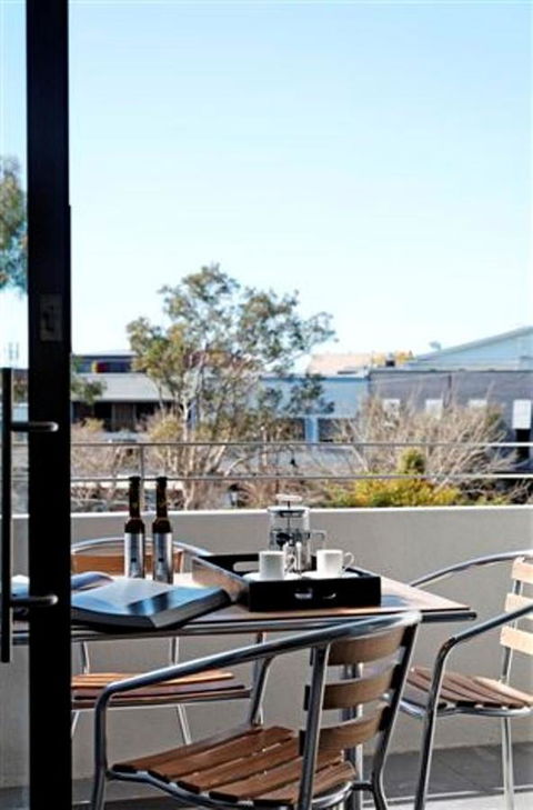 Wyndel Apartments Crows Nest - Clarke Street - Accommodation Daintree 3