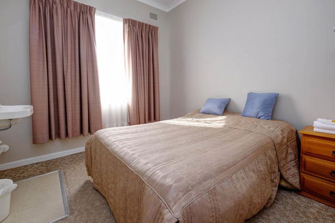 Lakes And Ocean Hotel Forster - Accommodation Daintree 10