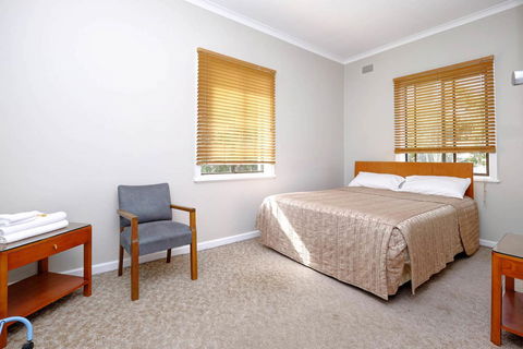 Lakes And Ocean Hotel Forster - Accommodation Daintree 8
