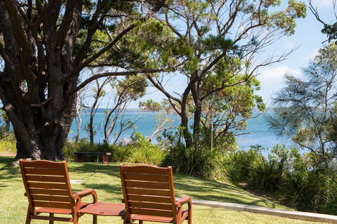 By The Beach B&B Self Contained Apartments - Accommodation Daintree 0