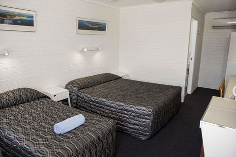 Coastal Bay Motel - Accommodation Daintree 31
