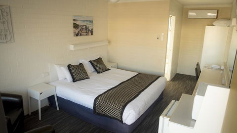 Coastal Bay Motel - Accommodation Daintree 42