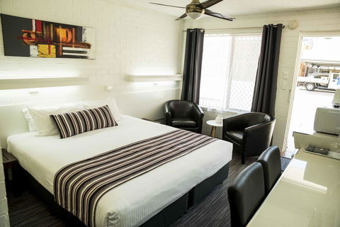 Coastal Bay Motel - Accommodation Daintree 27