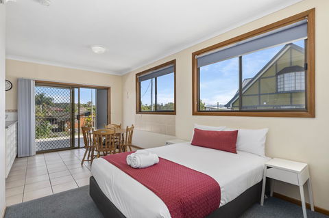 Coastal Bay Motel - Accommodation Daintree 8
