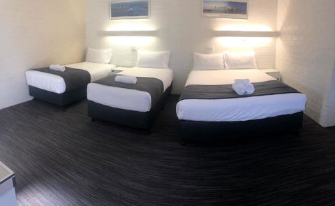 Coastal Bay Motel - Accommodation Daintree 18