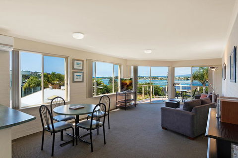 Baywatch Apartments Merimbula - Accommodation Daintree 19
