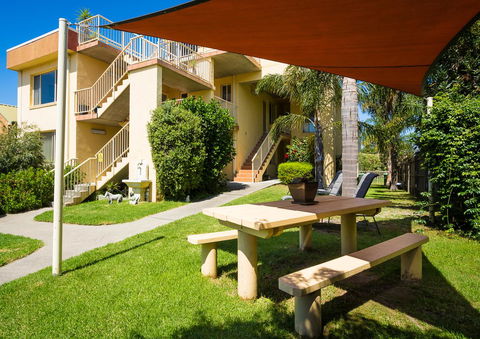 Baywatch Apartments Merimbula - Accommodation Daintree 4