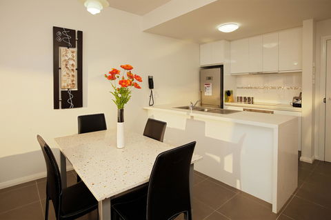 Charlestown Executive Apartments - Accommodation Daintree 35