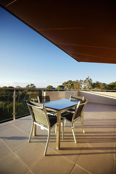 Charlestown Executive Apartments - Accommodation Daintree 27
