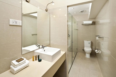 Best Western Plus Hotel Stellar - Accommodation Daintree 2