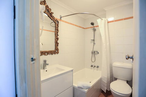 Little Coogee Hotel - Accommodation Daintree 12