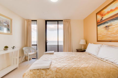 Pacific Towers Beach Resort - Accommodation Daintree 17